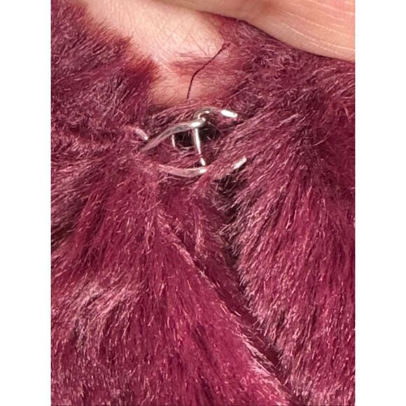 Express burgundy faux fur crop jacket size L - Picture 10 of 12